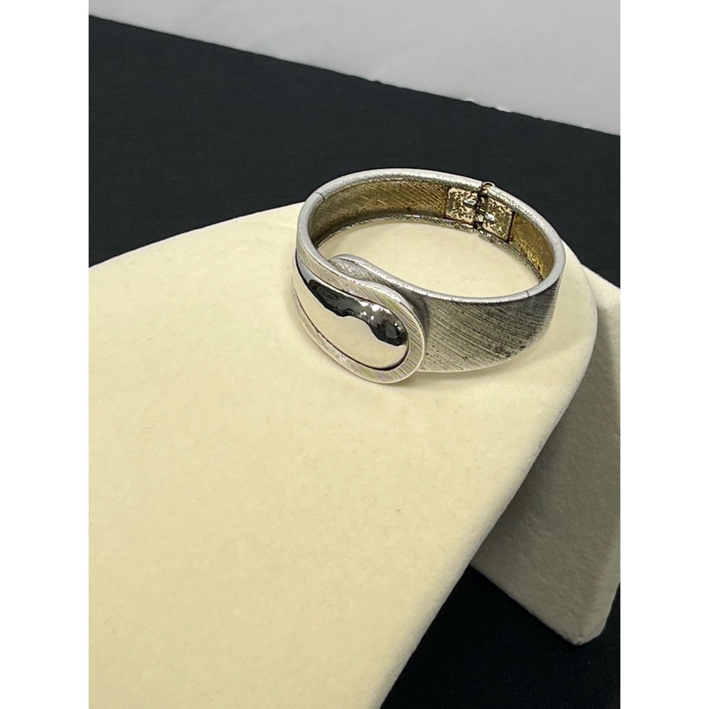 Vintage Silver Tone Brushed Textured Hinged Bypass Cuff Bracelet Teardrop Blob